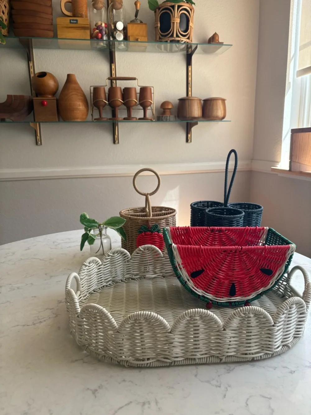 Set of 4 White Wicker Serving Tray, caddy bowl etc